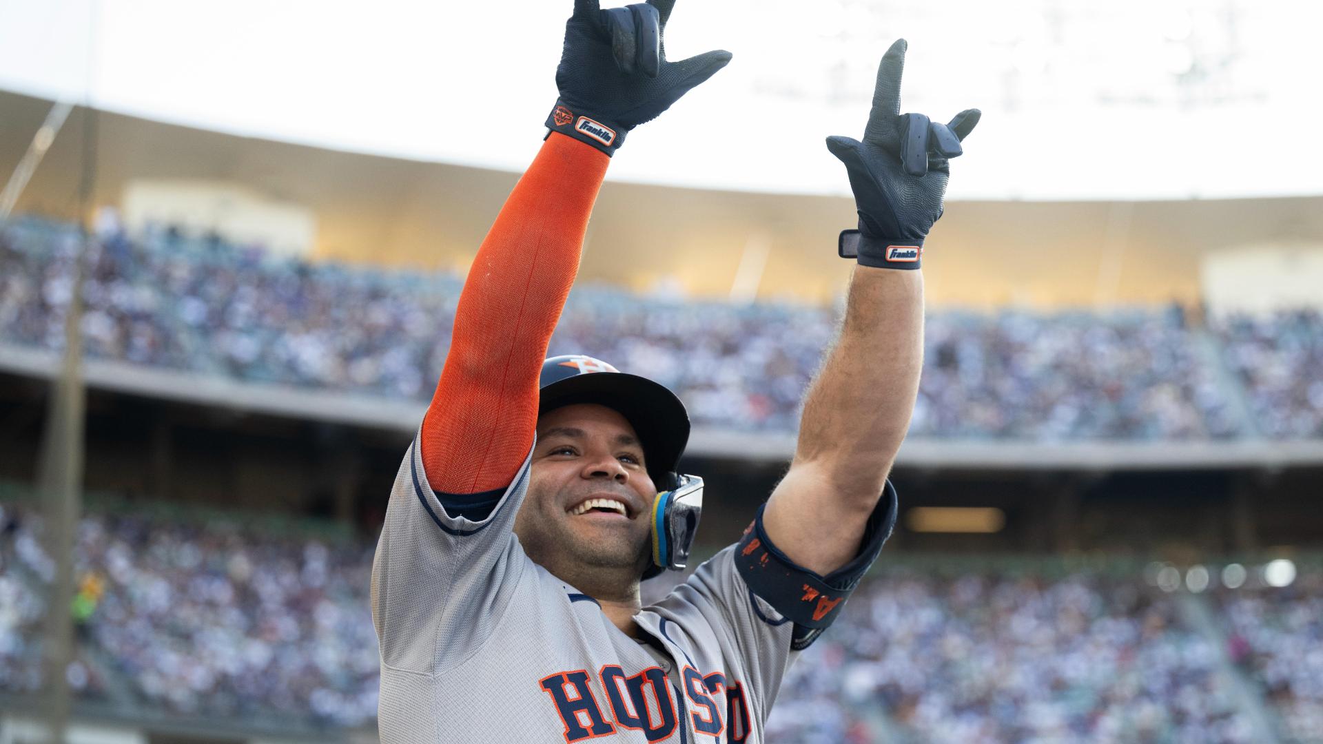 Jose Altuve goes deep twice in rout of Dodgers