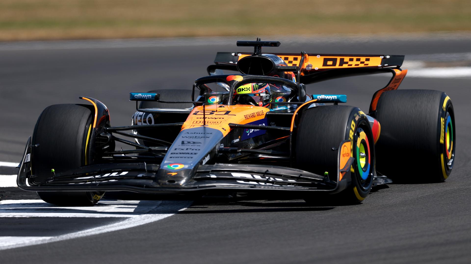 Oscar Piastri takes lead in British GP