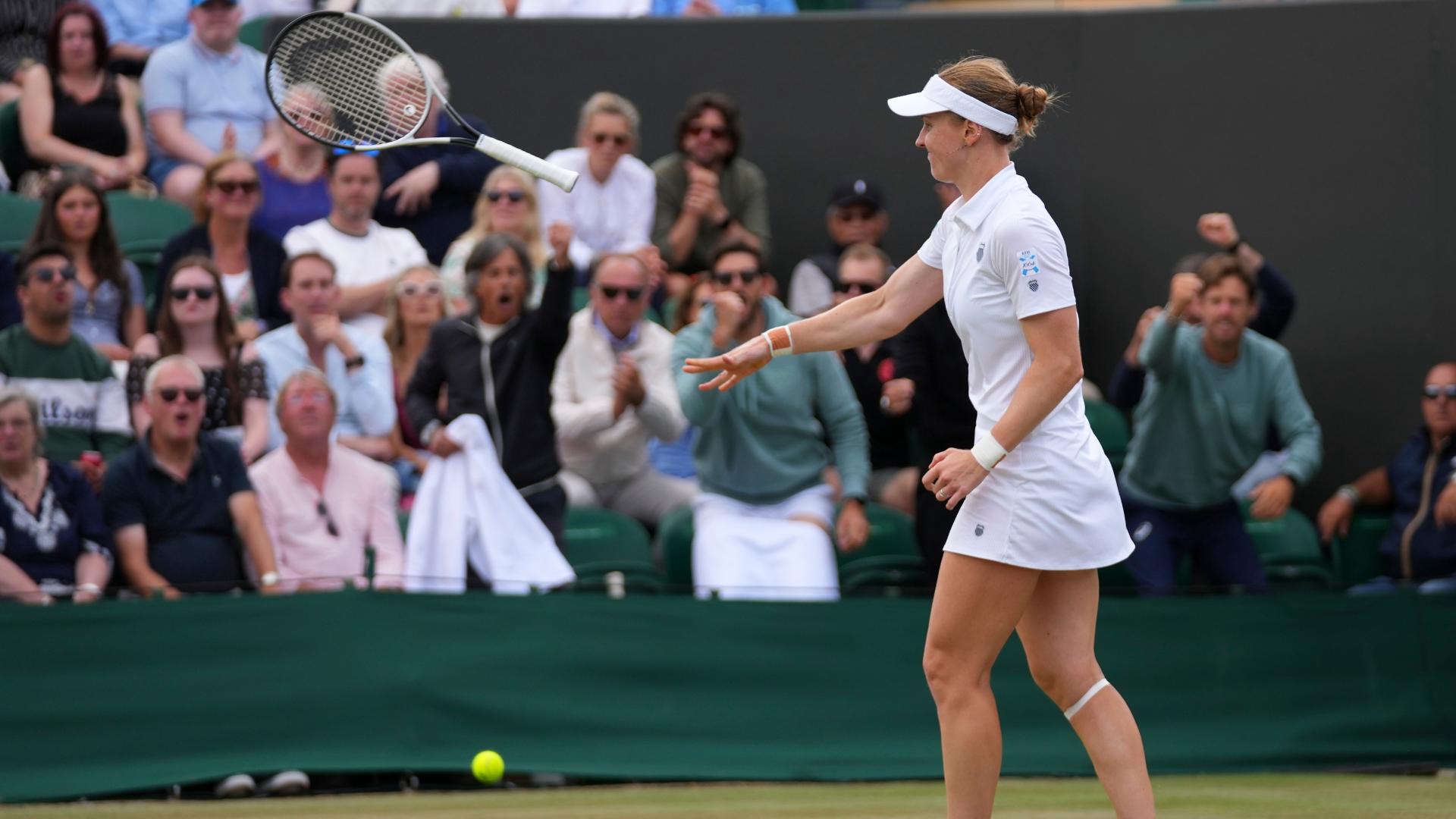 Samsonova tosses racket to celebrate win at Wimbledon