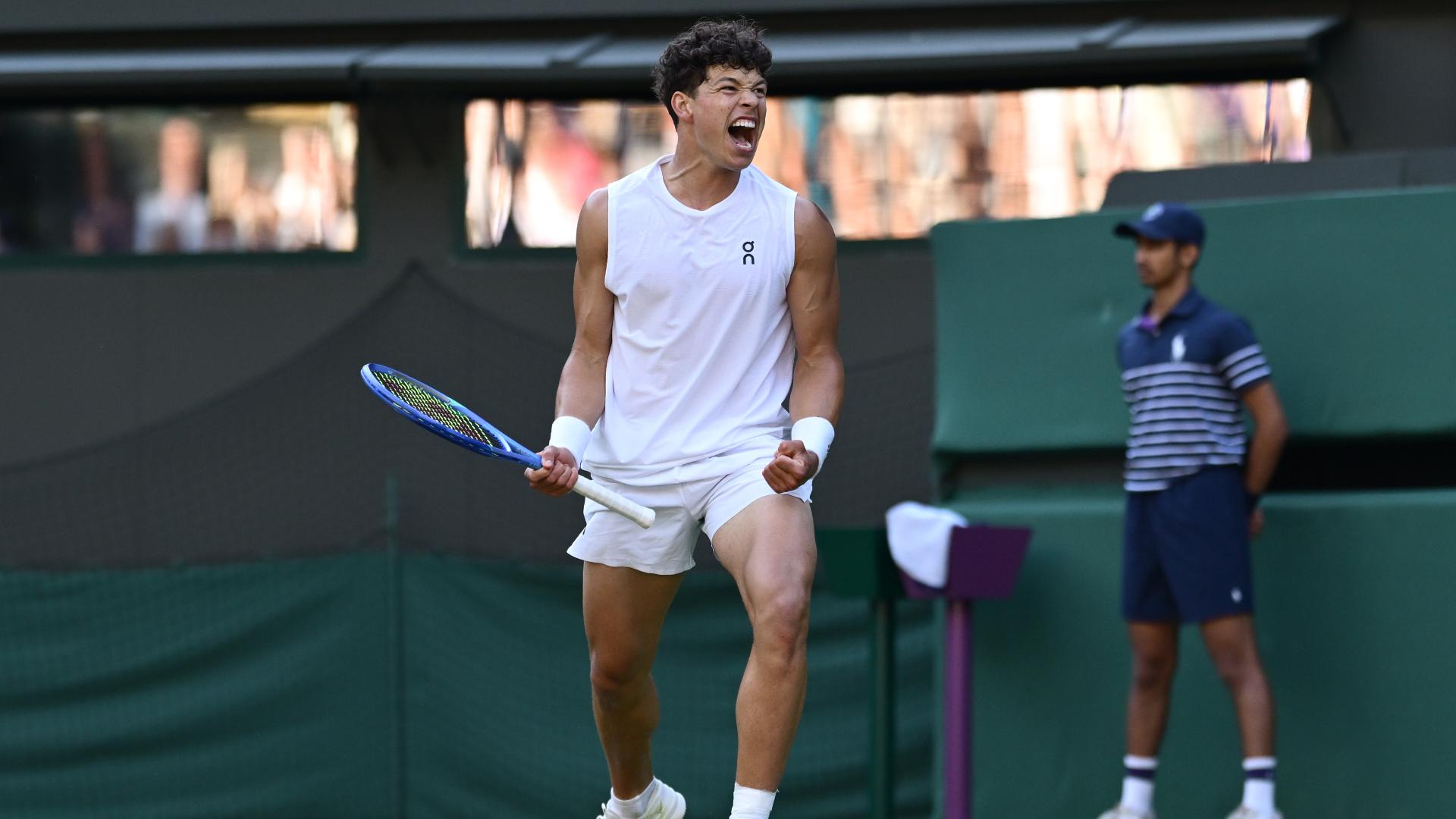 Ben Shelton advances to Wimbledon quarterfinals