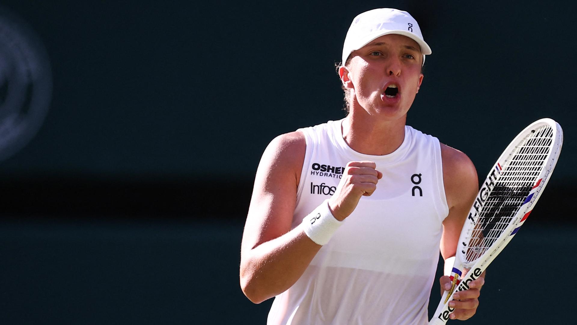 Dominant Swiatek eases to first Wimbledon final