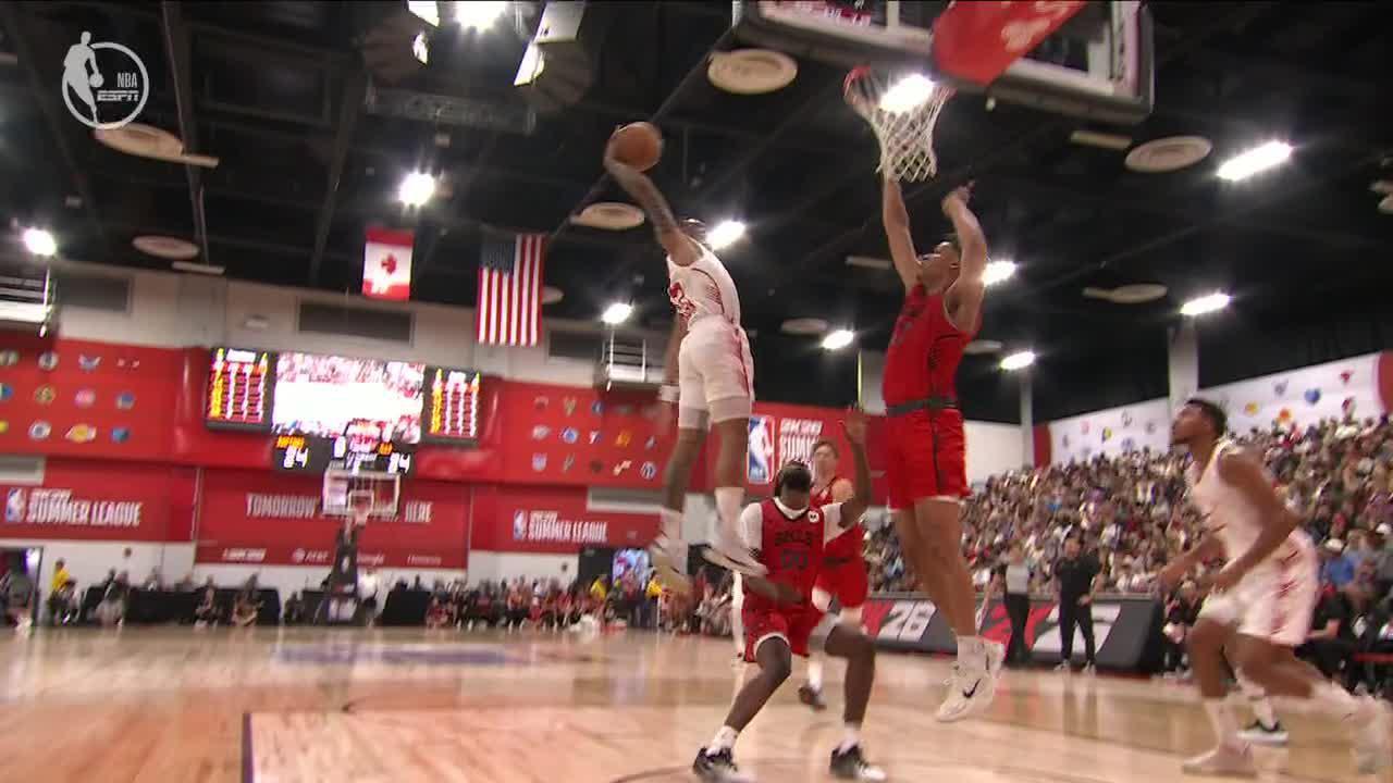 Alijah Martin throws down ferocious jam for Raptors