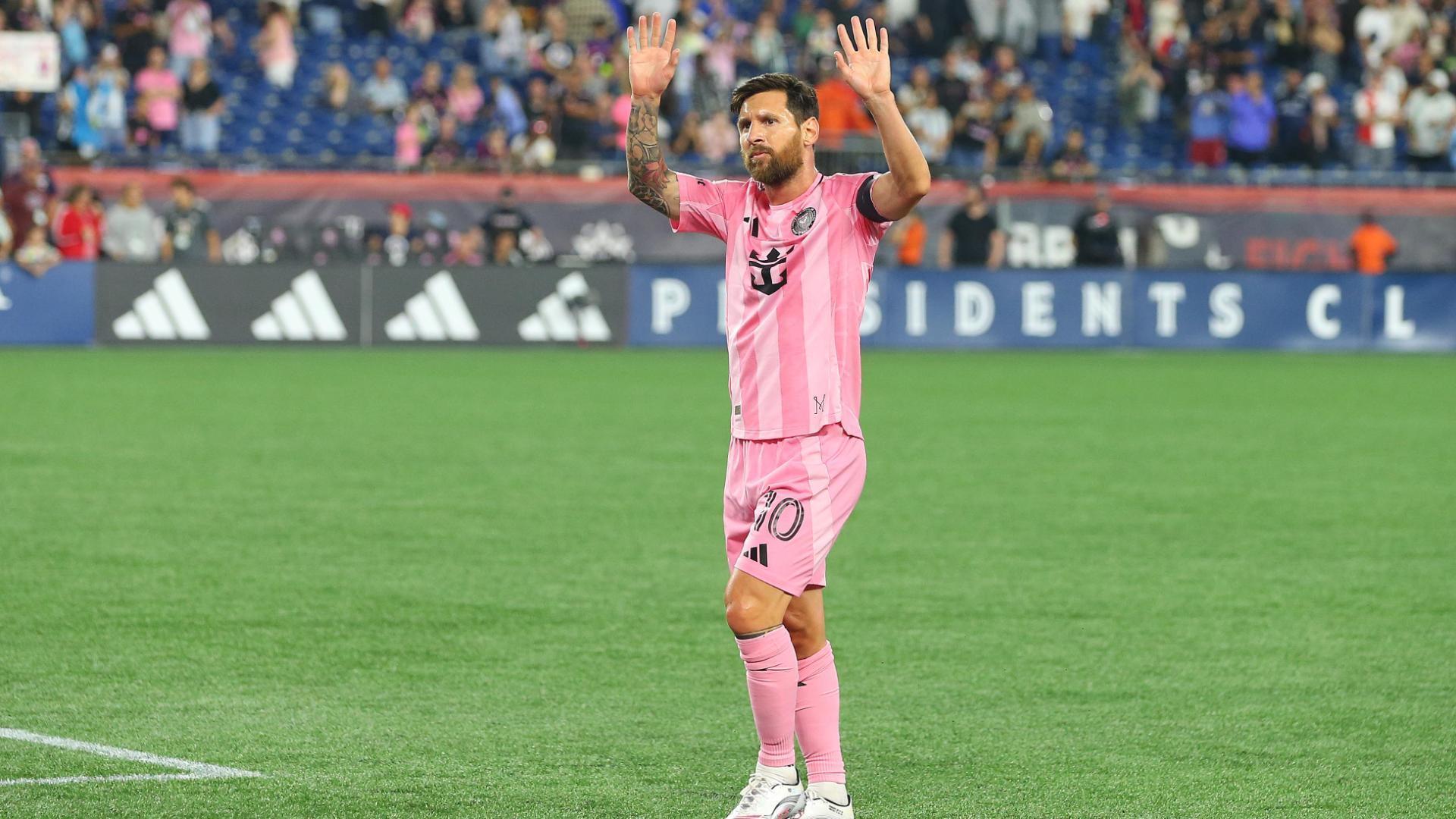 Luis Echegaray calls Messi extension 'extremely likely'