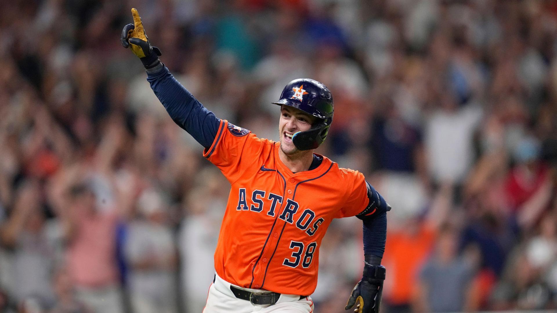 Astros walk it off in 11 innings