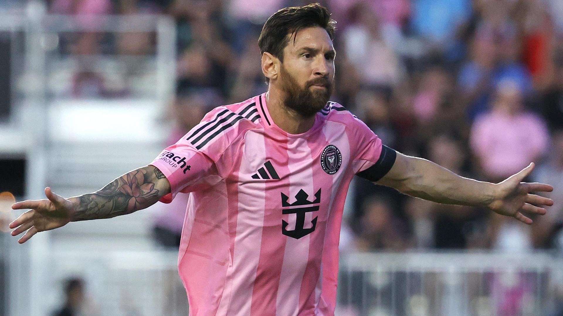 Messi curls in free kick for Inter Miami