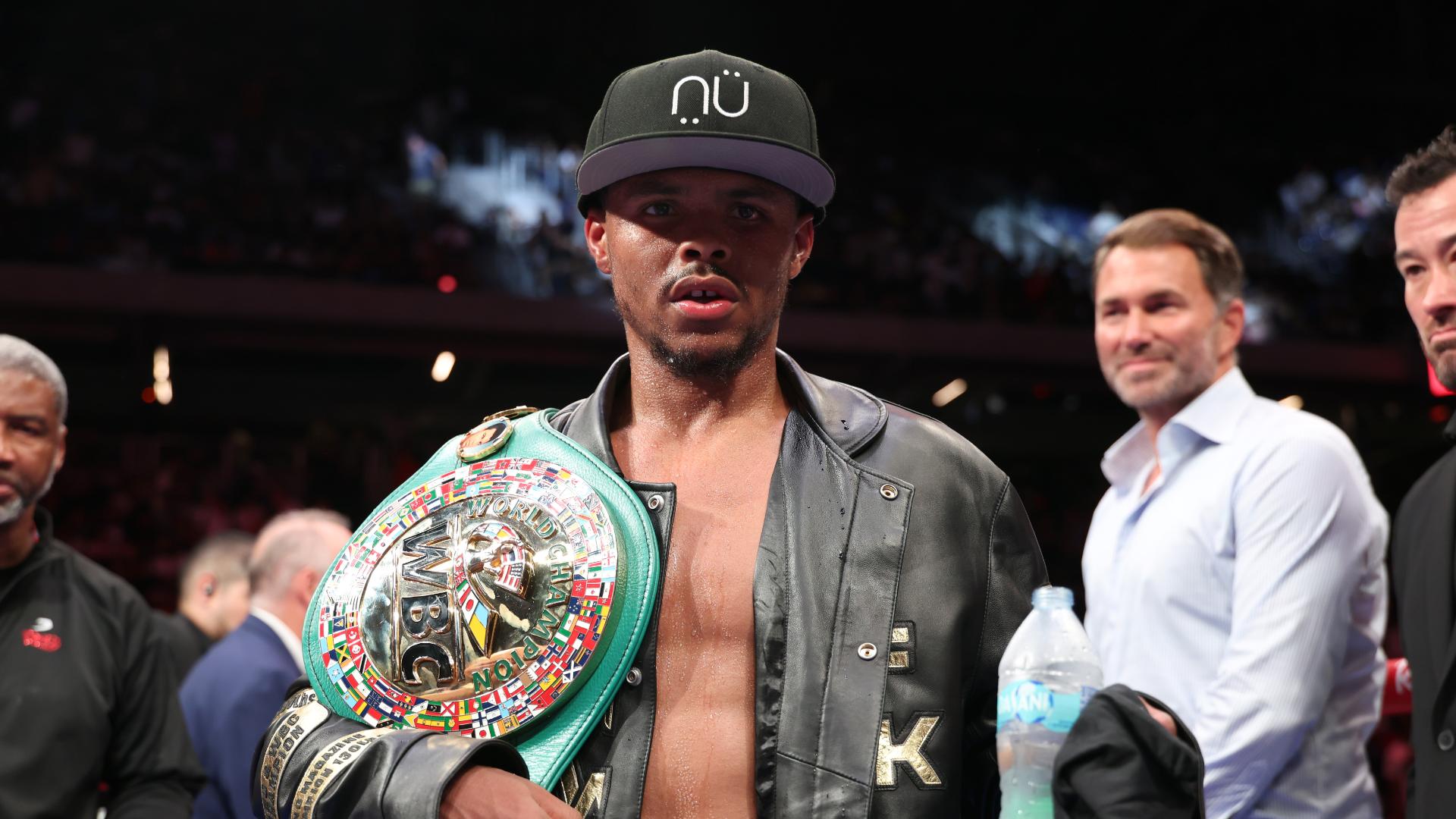 Shakur Stevenson wins by unanimous decision to retain his title