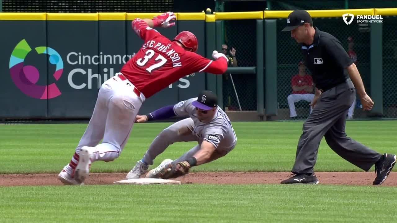 Tyler Stephenson avoids tag in spectacular fashion
