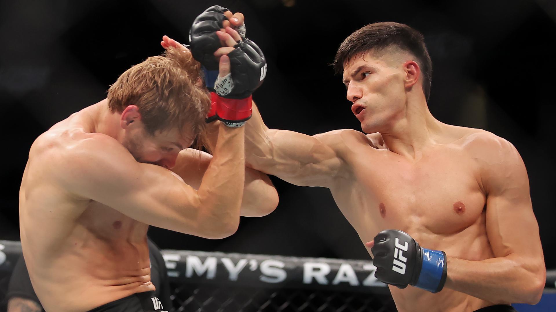 Islam Dulatov runs away with one of the nastiest KOs you'll see