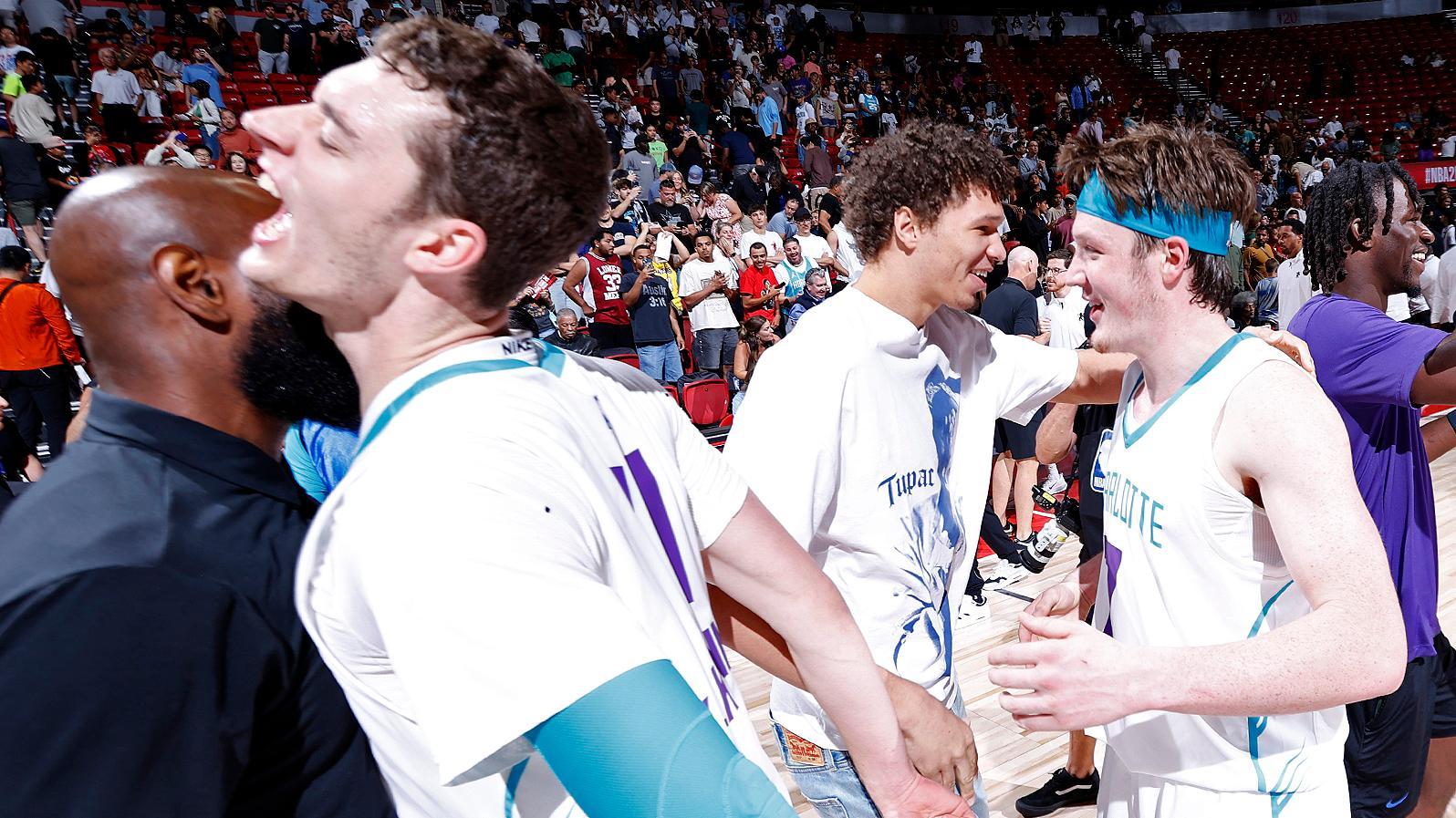 Hornets celebrate winning summer league title