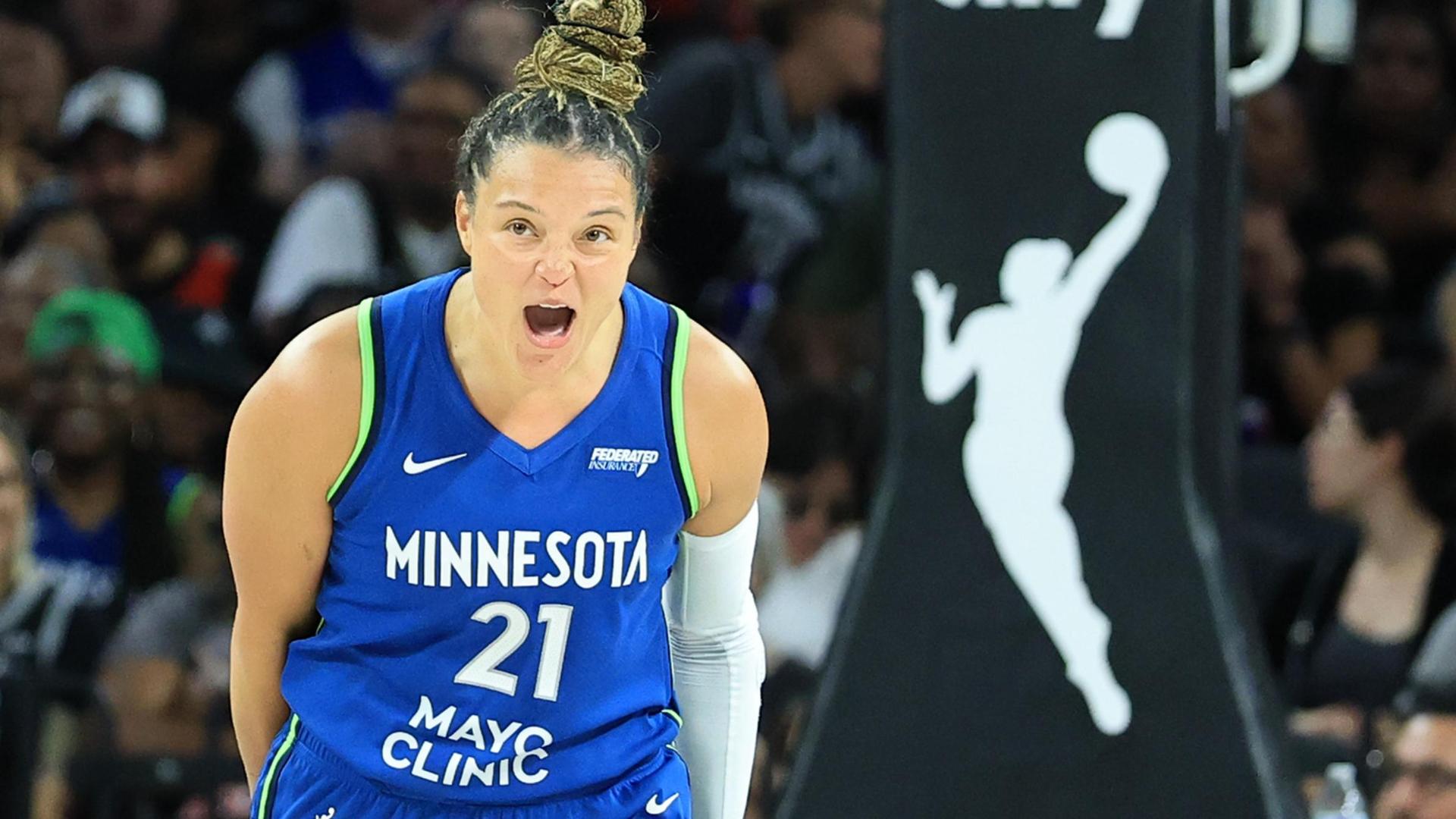 Kayla McBride ties WNBA record with eight 3-pointers in first half