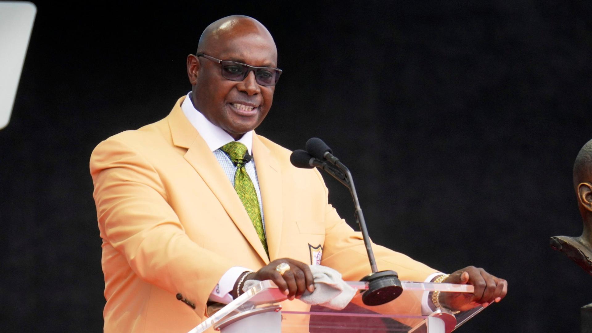 Sterling Sharpe gets emotional in HOF enshrinement speech