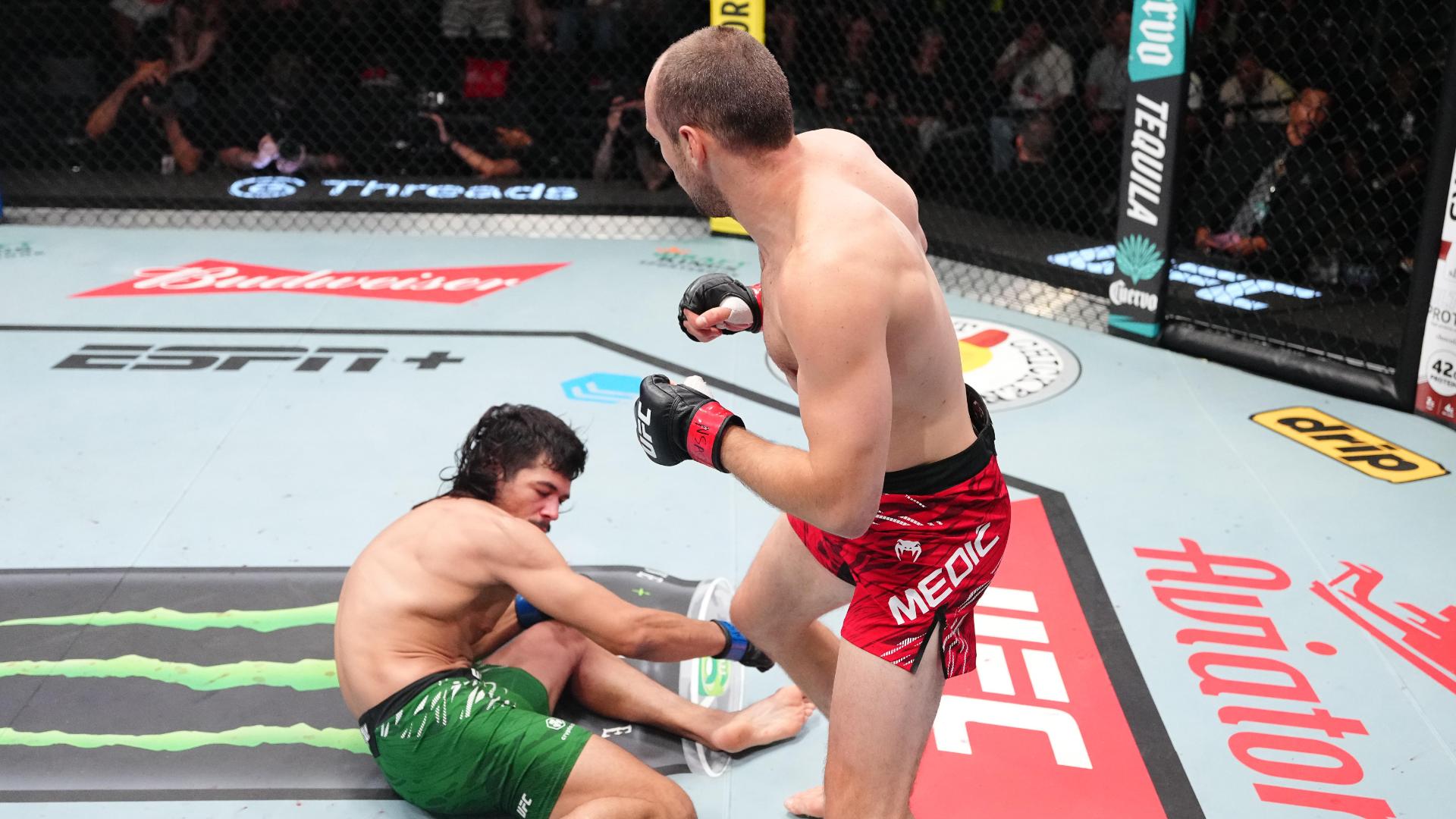 Uros Medic picks up rapid 1st-round knockout win