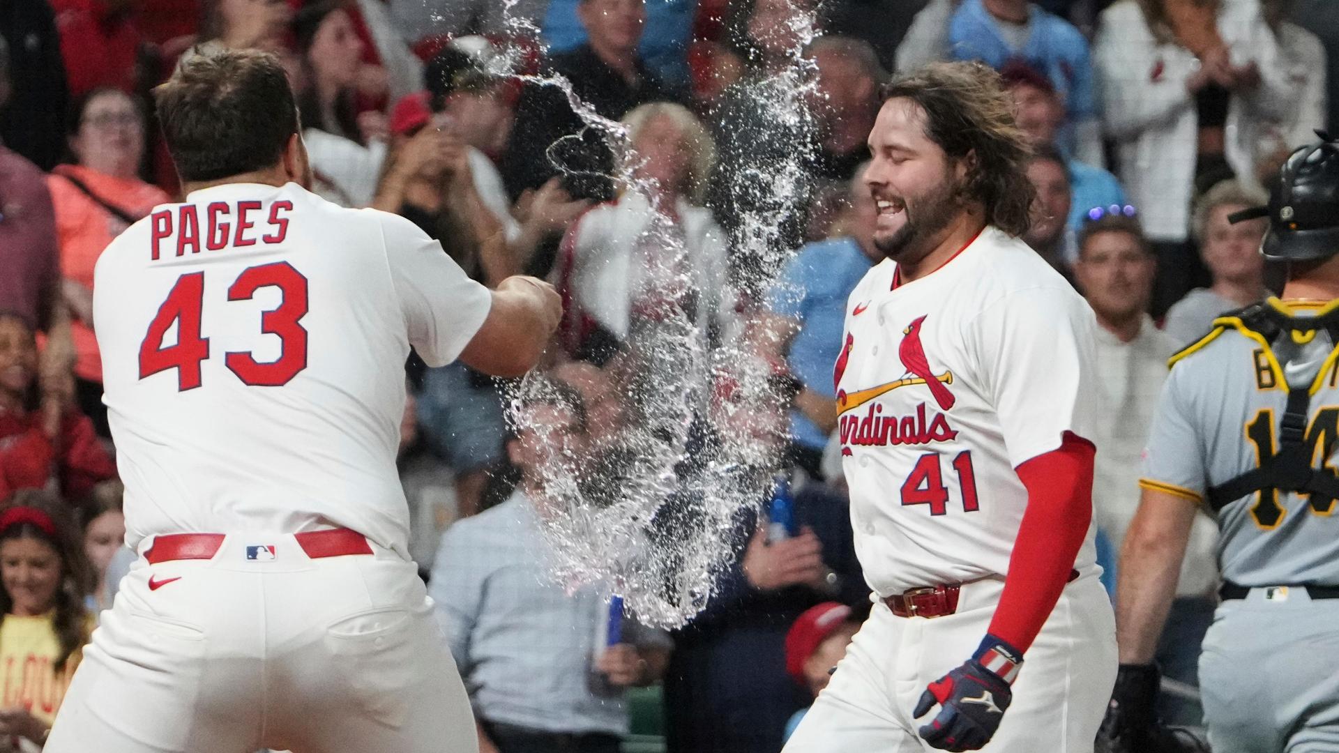 Alec Burleson cranks walk-off HR for Cardinals