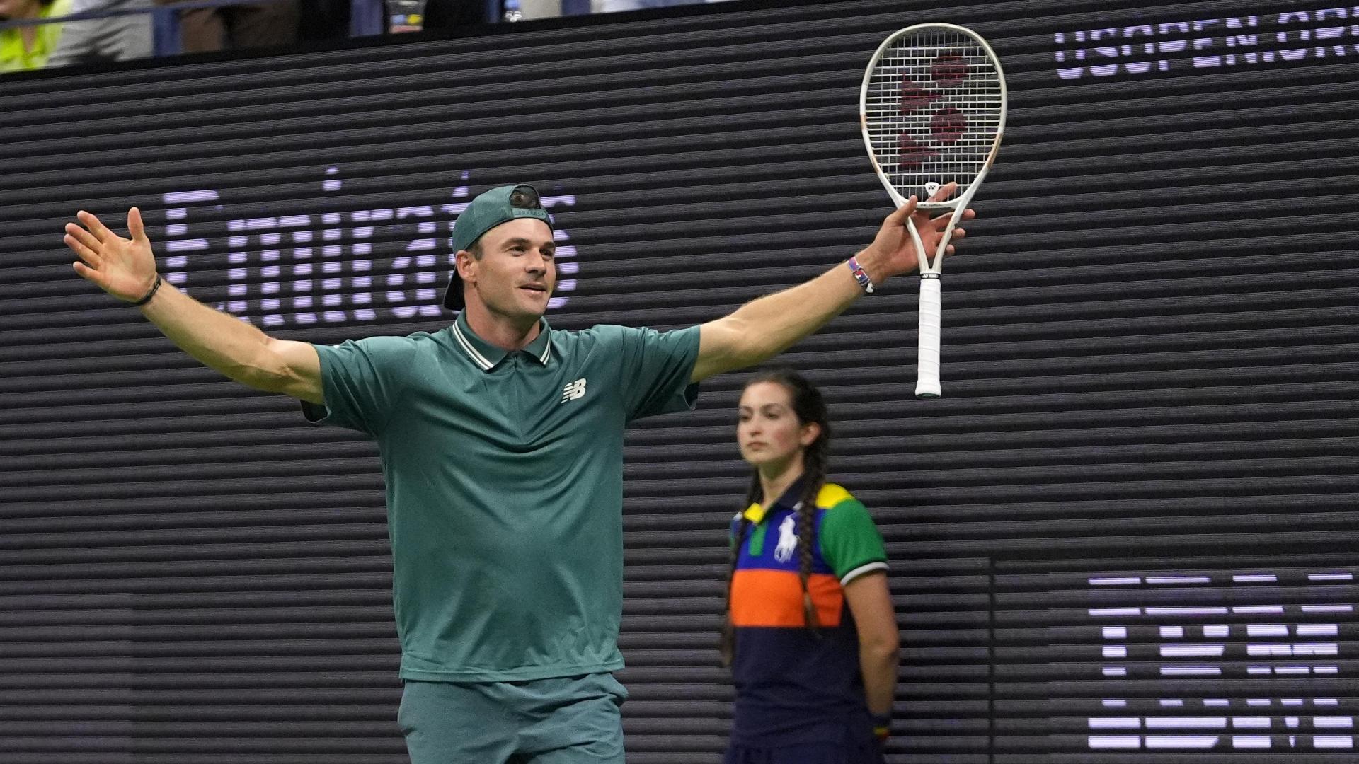 Tommy Paul prevails in five sets to advance at US Open