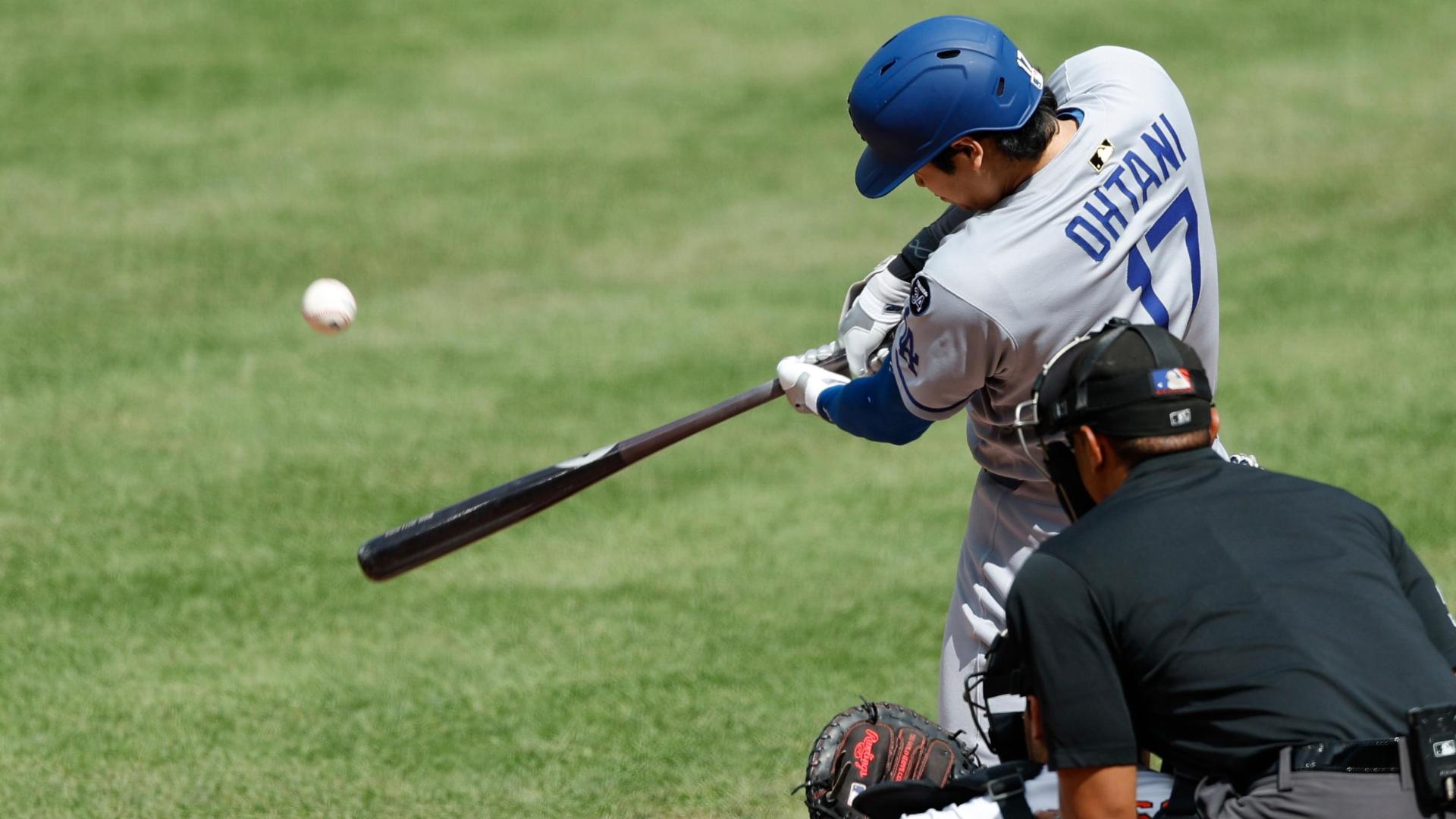 Shohei Ohtani goes yard early for Dodgers