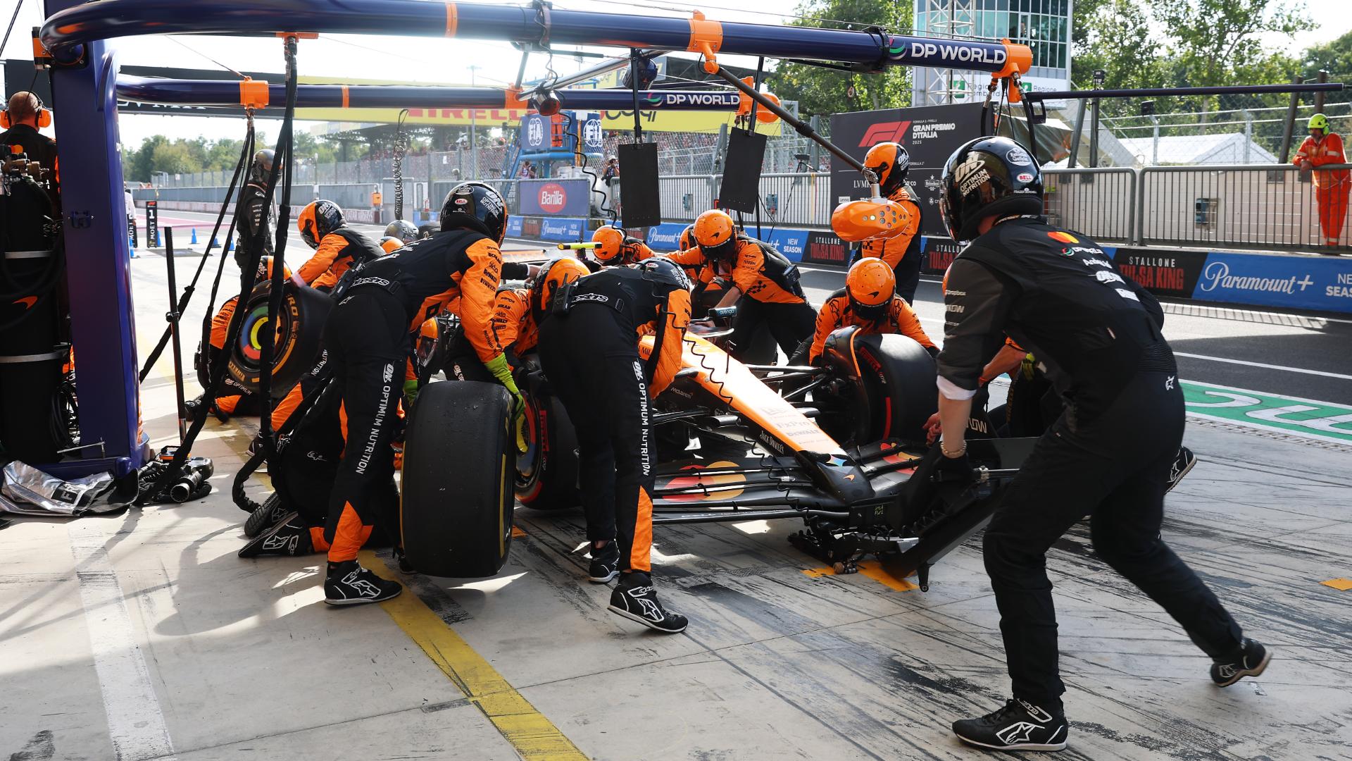 Piastri lets Norris pass after McLaren's pitstop delay