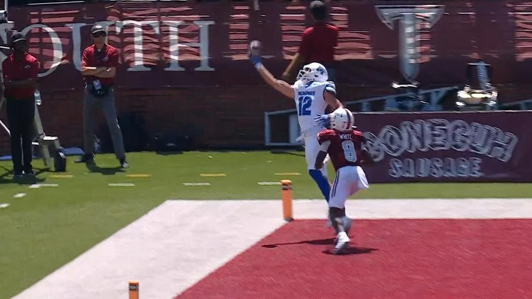Brady Kluse makes stunning one-handed snag for Memphis TD