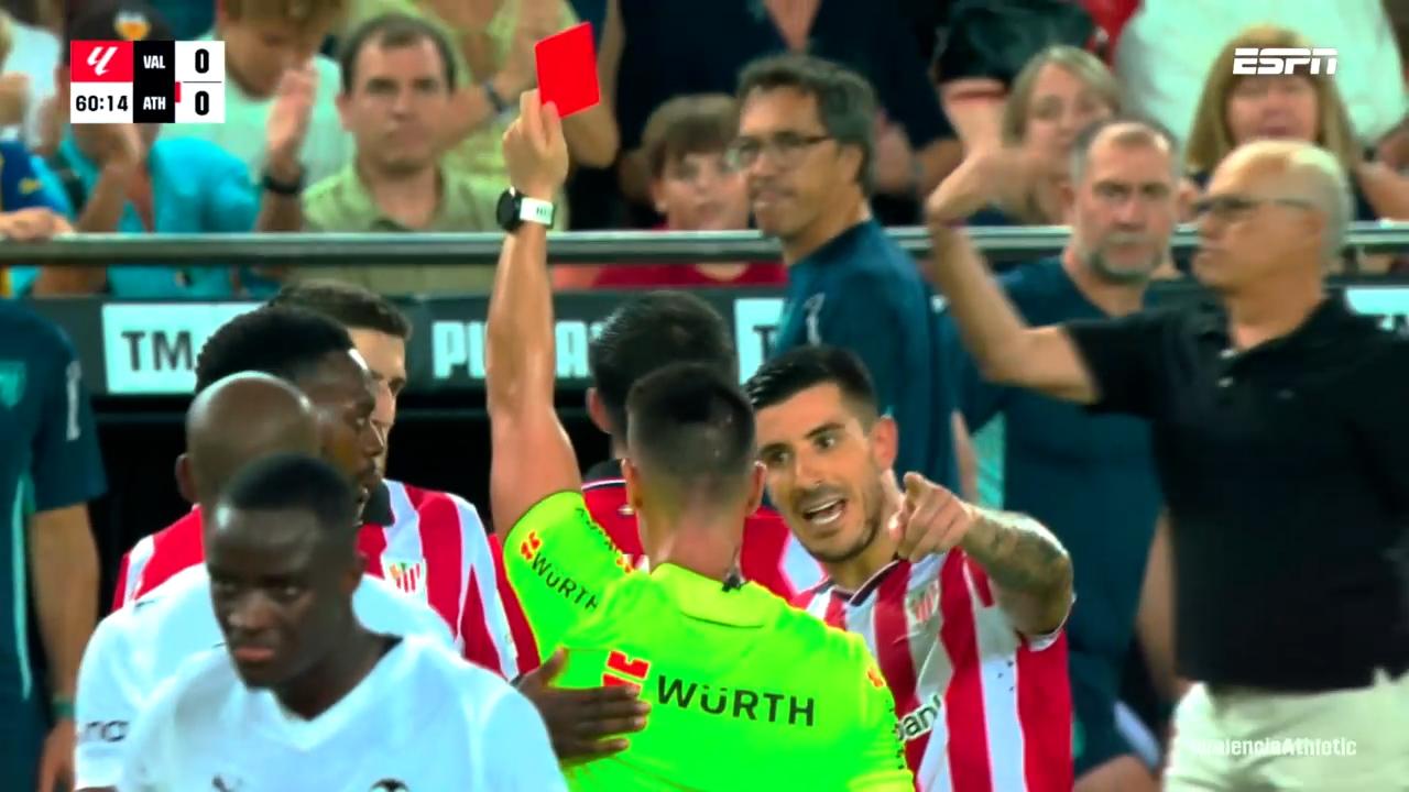 Athletic Club down to 10 after VAR review dismisses Dani Vivian