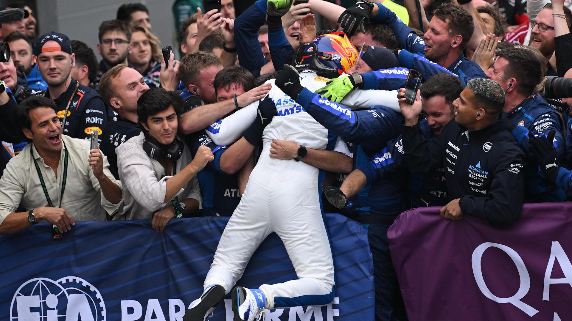 Wild scenes as Sainz takes first podium with Williams