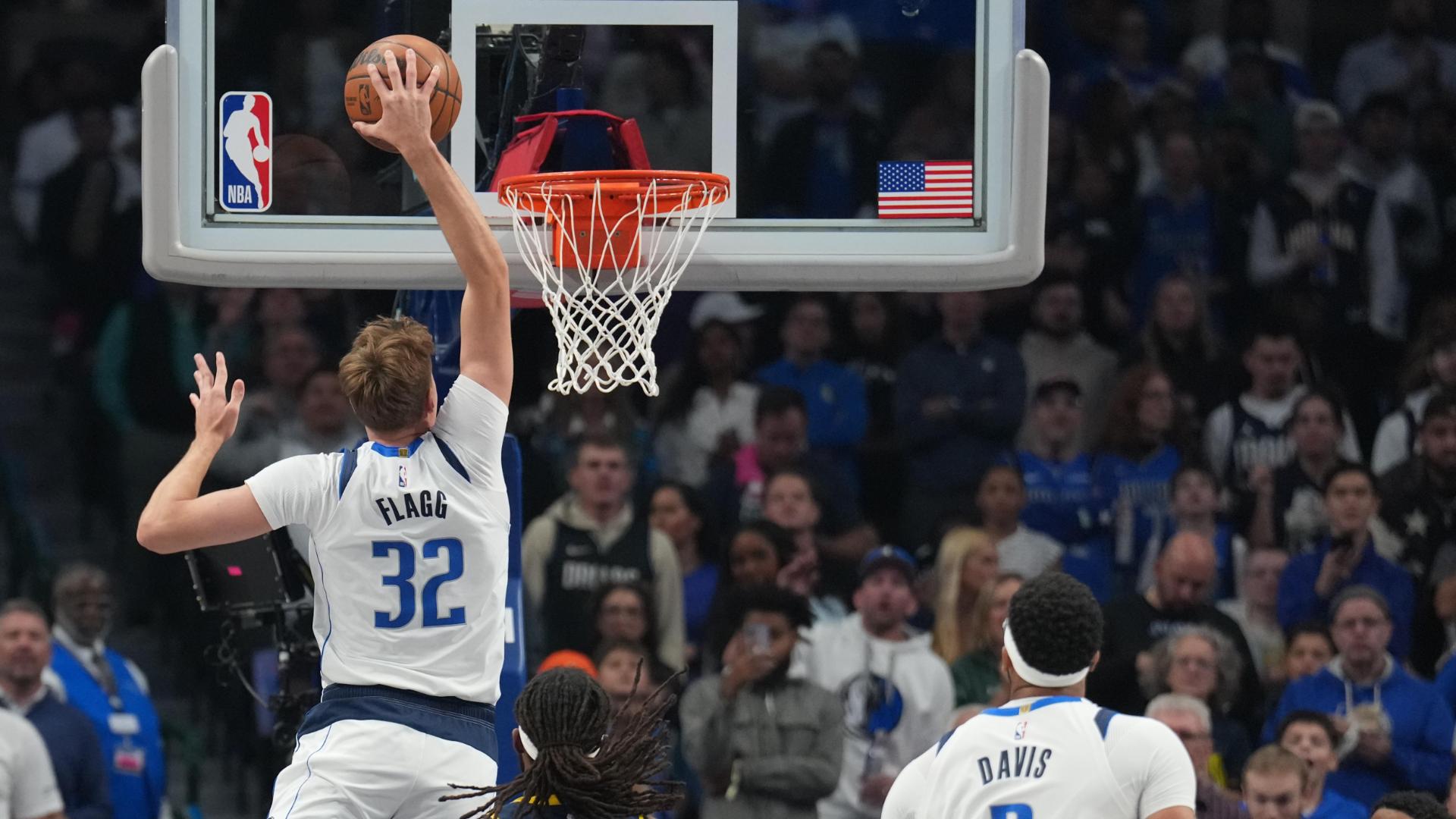 Cooper Flagg rocks the rim early for Dallas