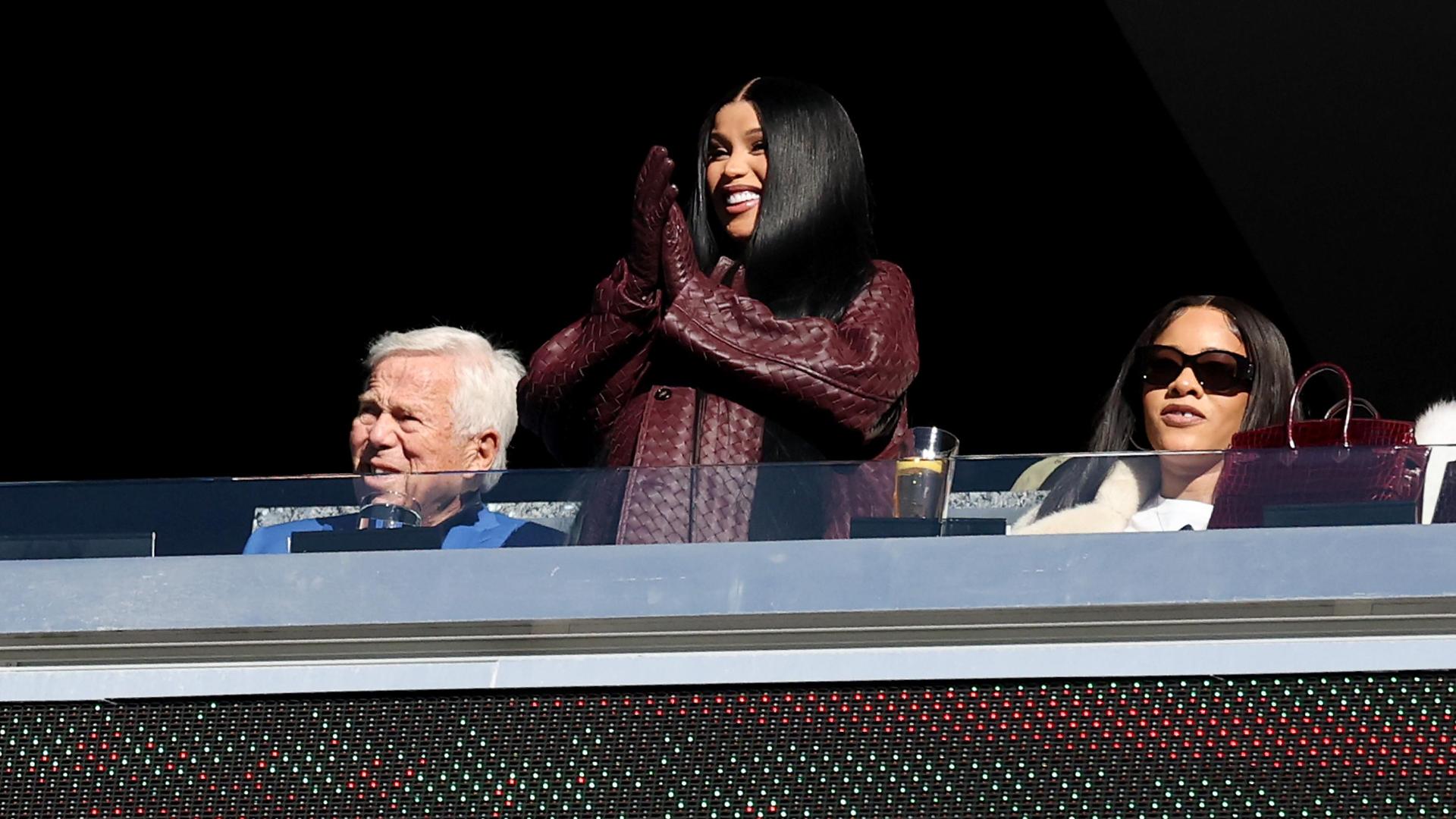Cardi B hangs with Robert Kraft at Patriots game