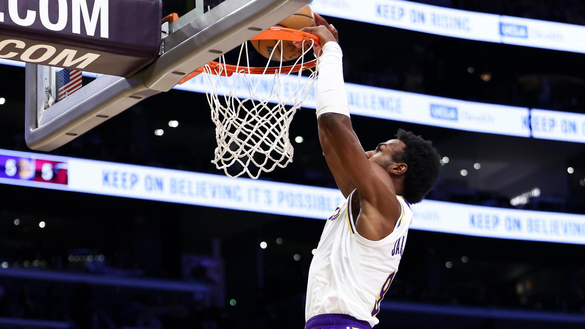 Bronny gets way up for a showtime Lakers alley-oop