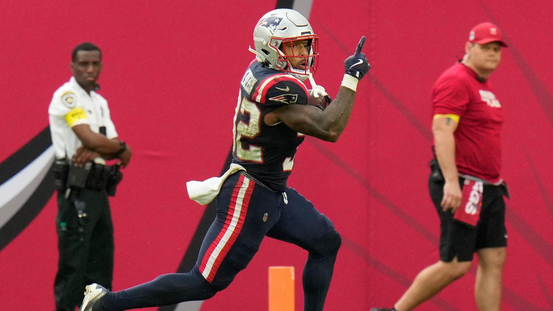 TreVeyon Henderson asks sideline if he can score on 69-yard TD