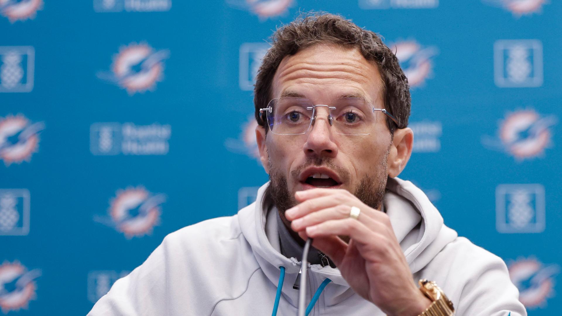 Mike McDaniel thanks Dan Quinn for support through sobriety