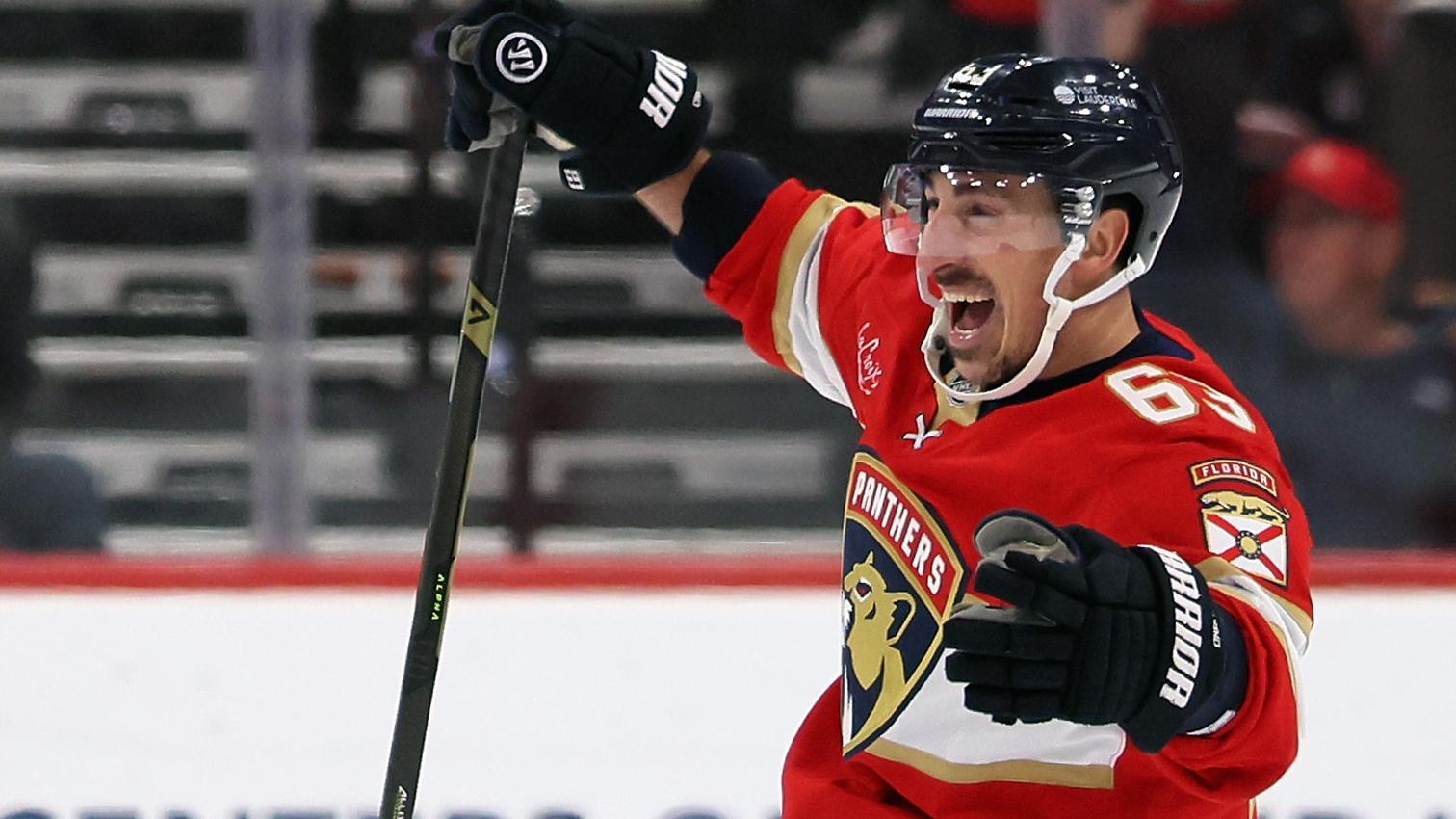 Brad Marchand gets 1,000th career point on Eetu Luostarinen's empty-netter