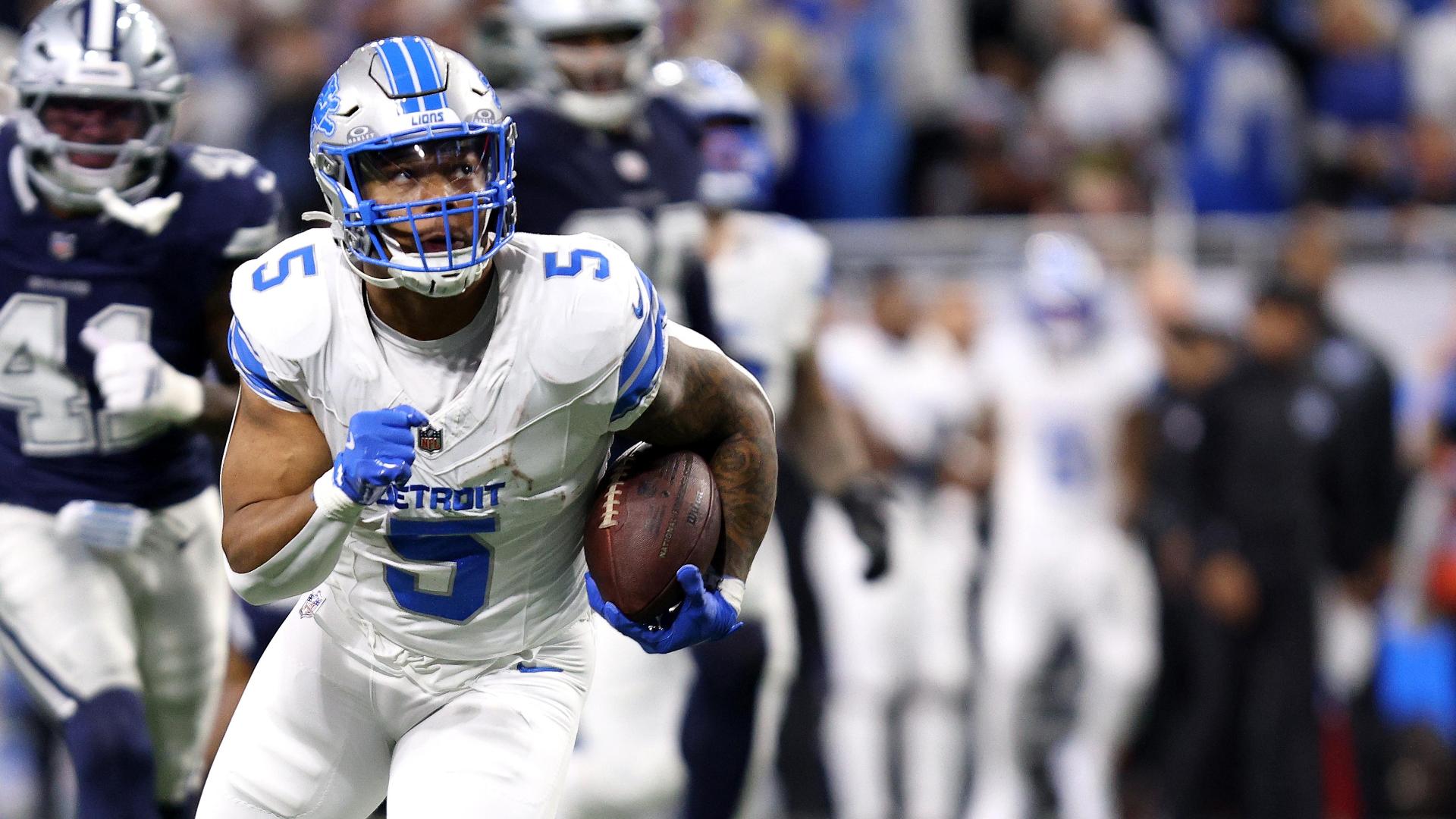 David Montgomery sheds tackles for a 35-yard TD