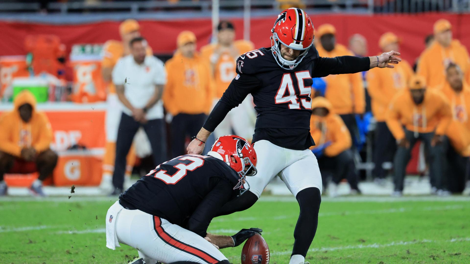 Falcons stun Bucs with walk-off FG after late rally