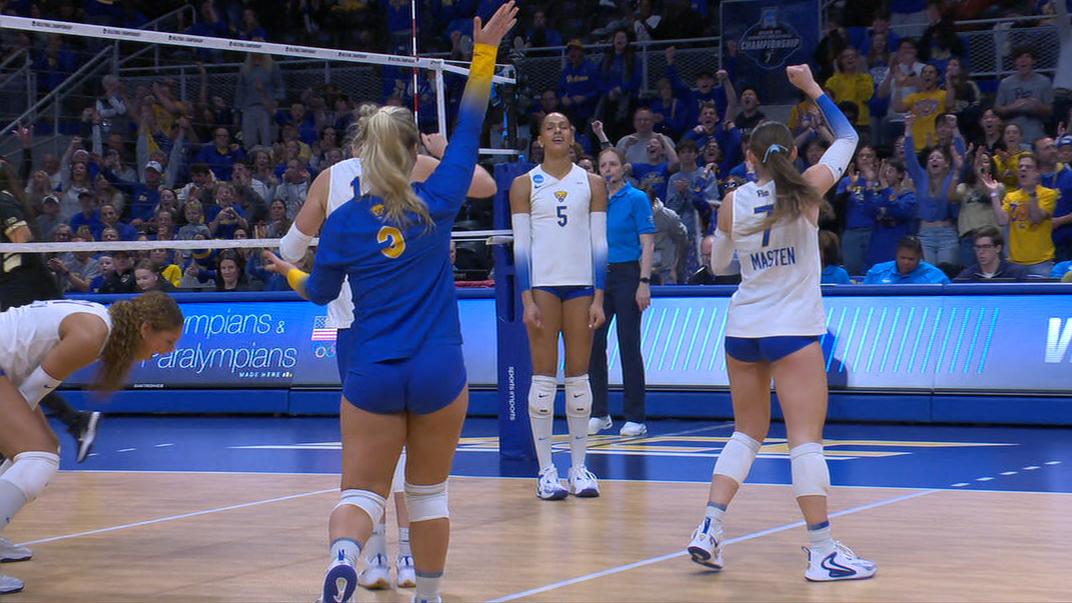 Pitt wins epic rally en route to 5th straight semifinal