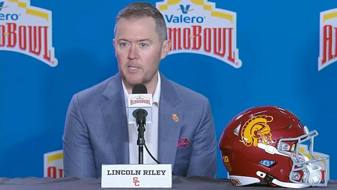 Lincoln Riley blames Notre Dame for ending historic rivalry
