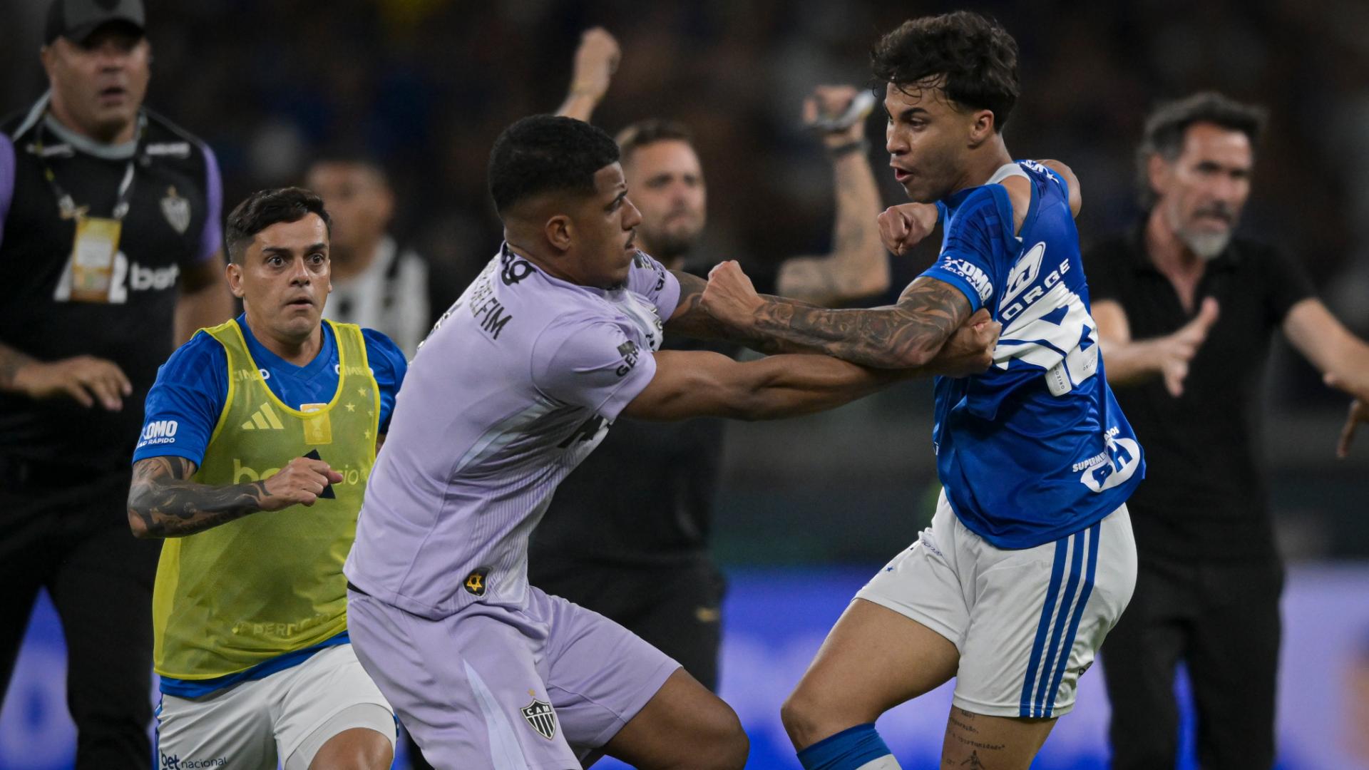 Mass brawl during Brazilian cup final results in 23 red cards