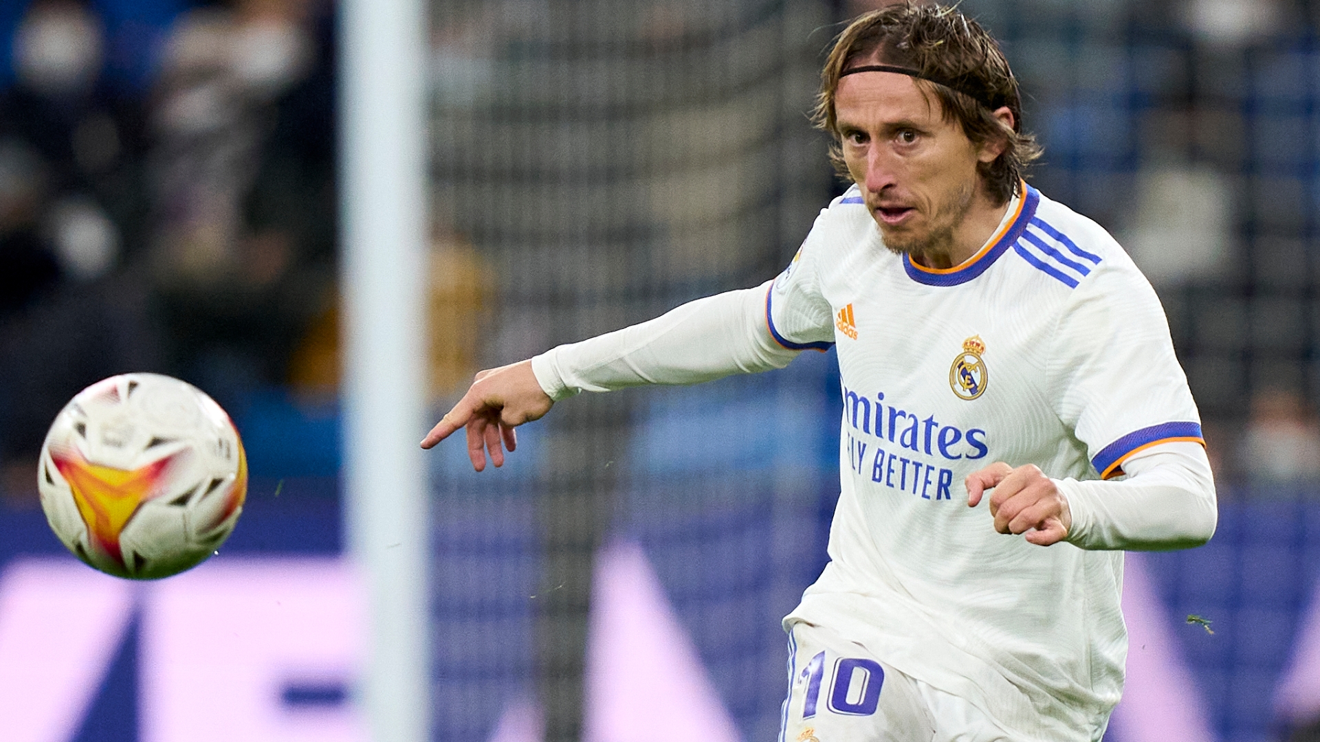 Luka Modric finishes team goal to put Real Madrid ahead