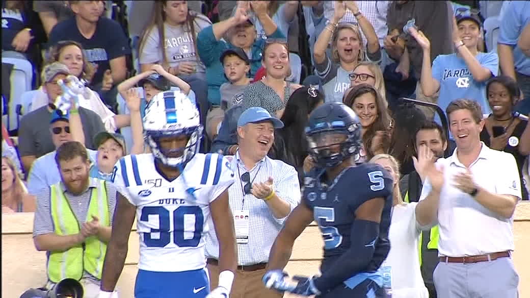 Unc S Newsome Celebrates Td By Rocking The Baby Watch Espn