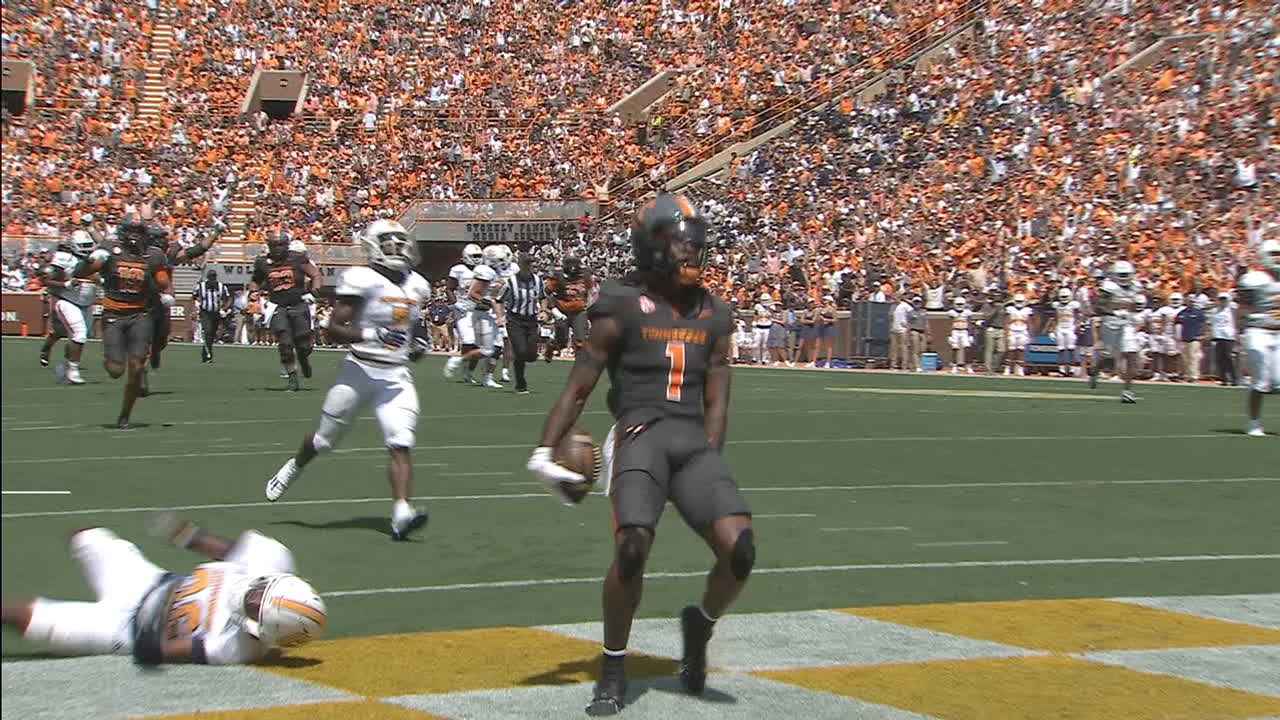 Iamaleava stays perfect, tosses 2nd TD for Tennessee