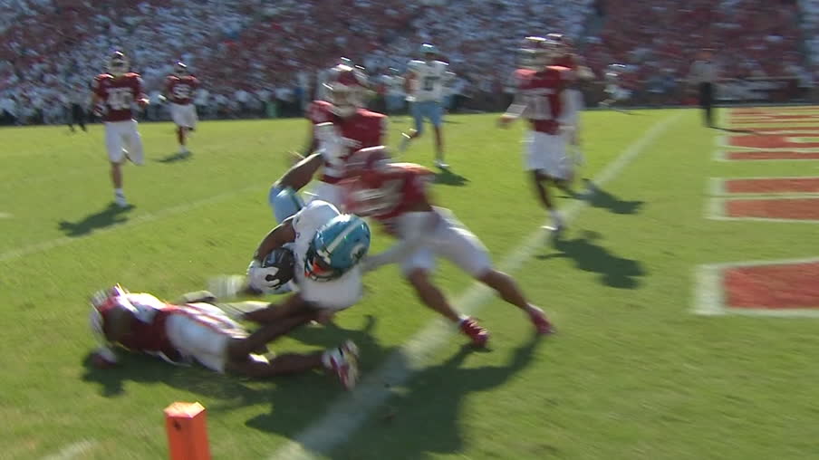 Tulane finds the end zone on fourth-and-goal to pull closer