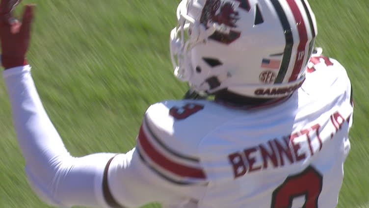 South Carolina scores 36-yard TD on fourth down