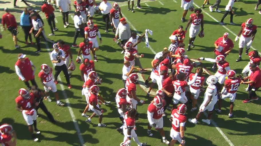 Alabama survives with INT after failing to recover onside kick