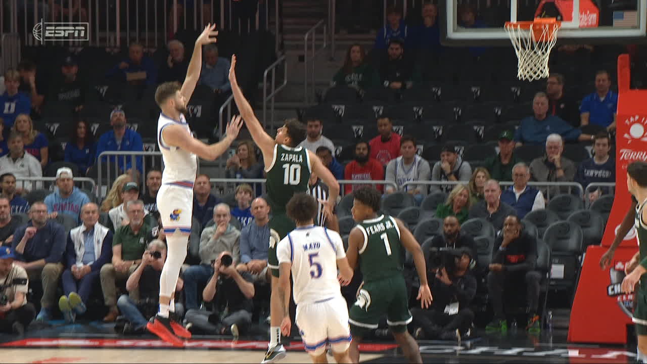 Dickinson scores Kansas' first six points