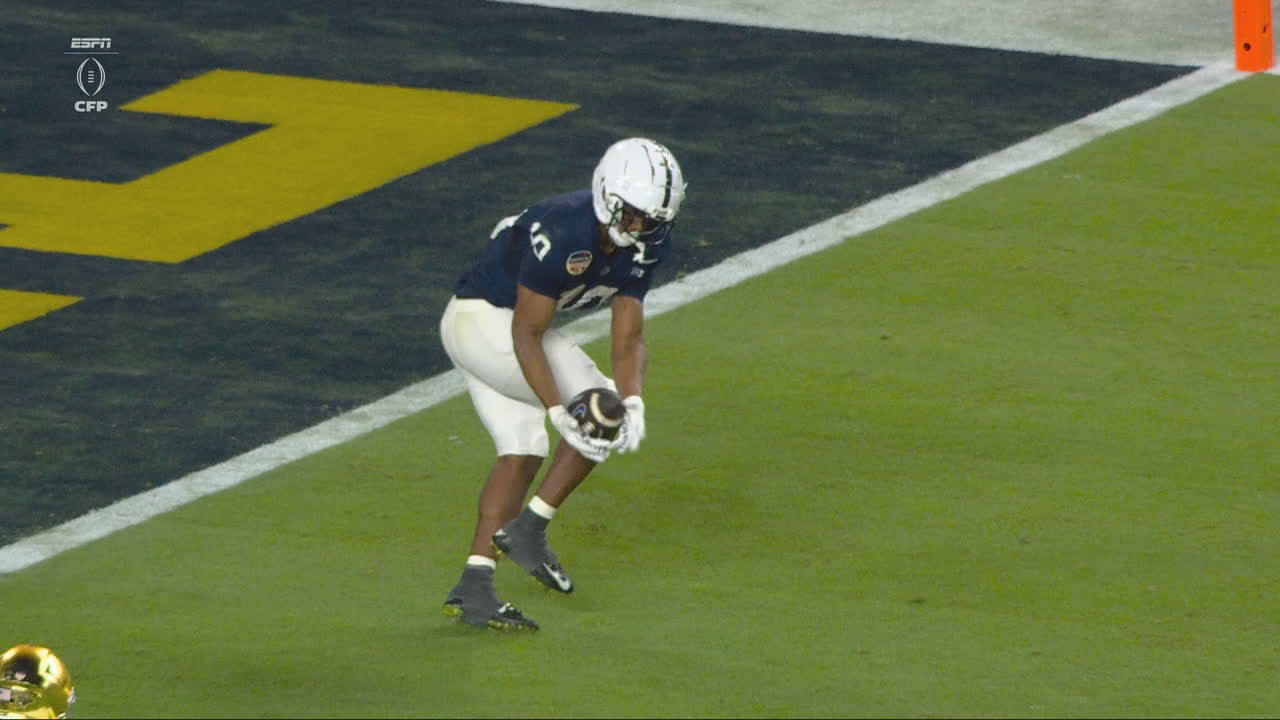 Nick Singleton drops a walk-in TD for Penn State
