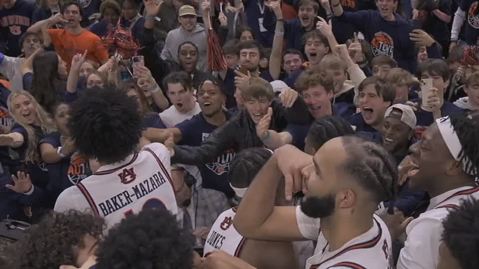 Auburn holds off Tennessee late to win tightly-contested matchup
