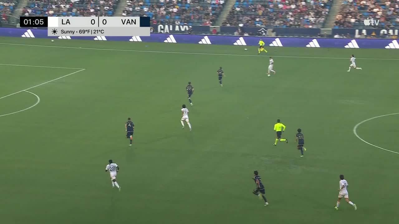 Yohei Takaoka makes a great save