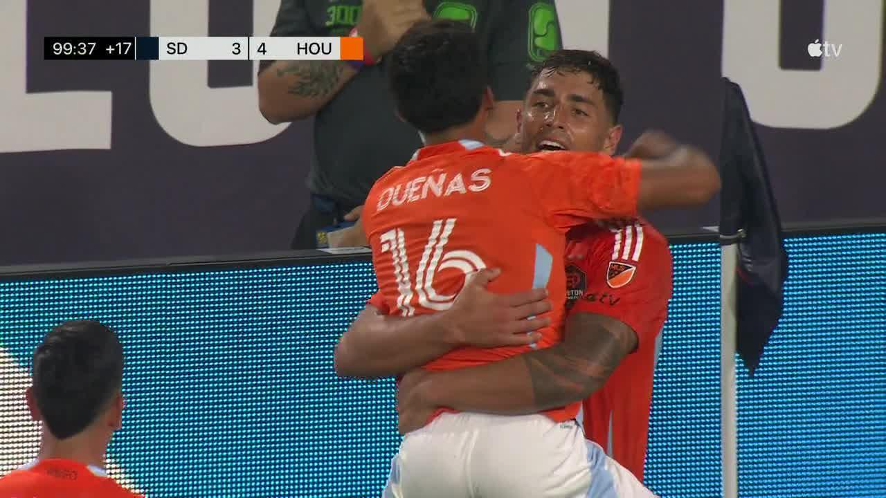 Ezequiel Ponce slots in the goal for Houston Dynamo