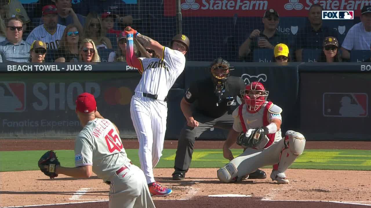 Jackson Merrill crushes 2 HRs vs. Phillies