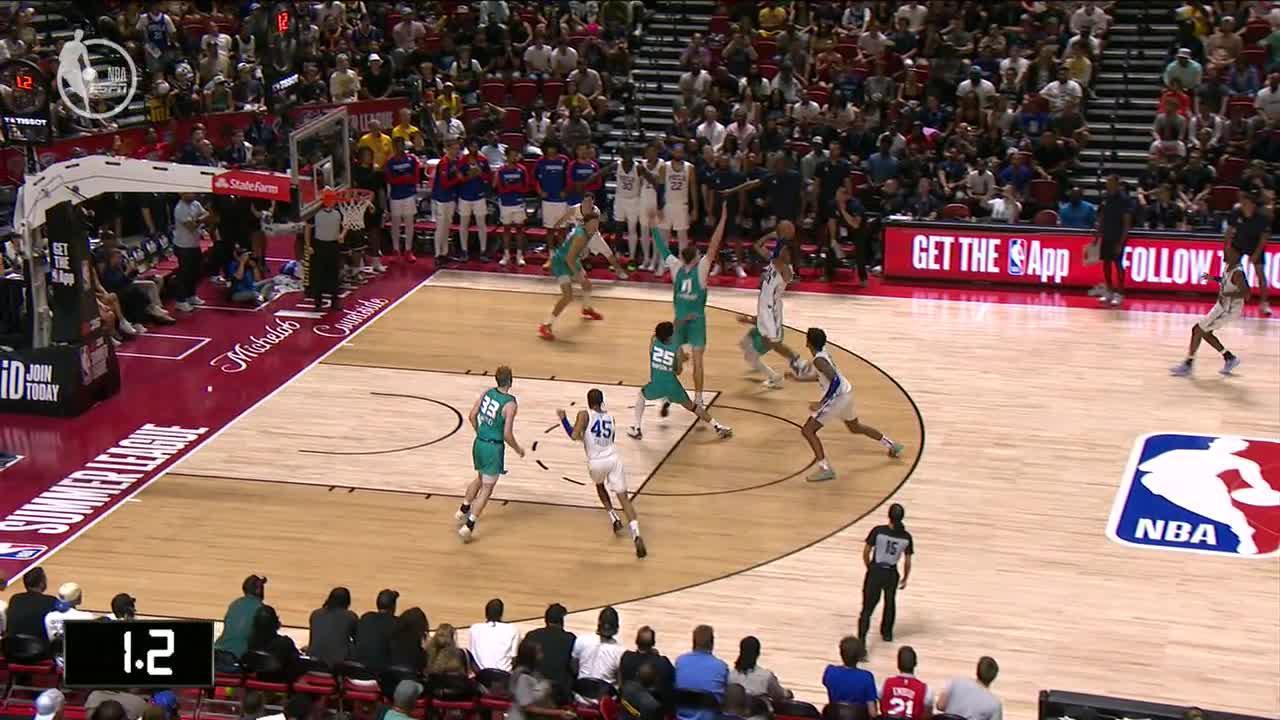 Ryan Kalkbrenner secures Hornets' win with game-sealing block