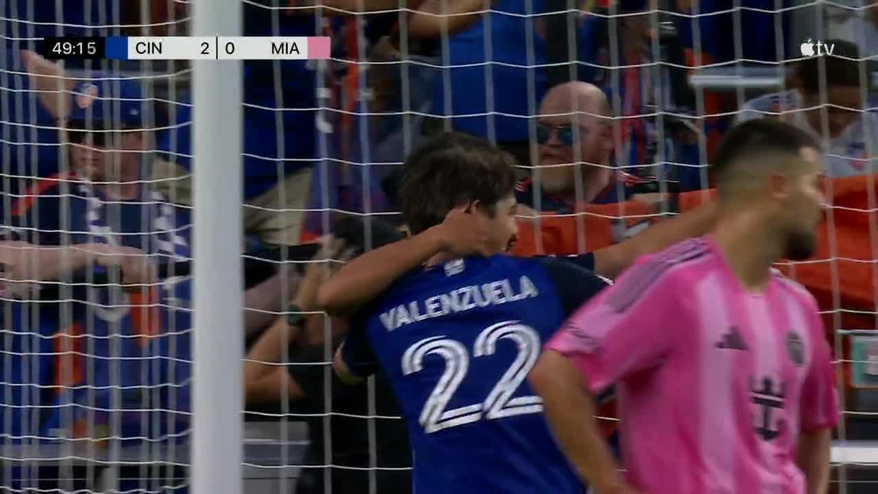 Evander finds the back of the net for FC Cincinnati