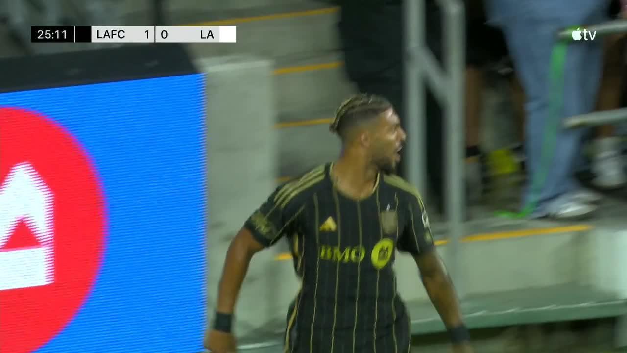 LA Galaxy draw LAFC after late rally