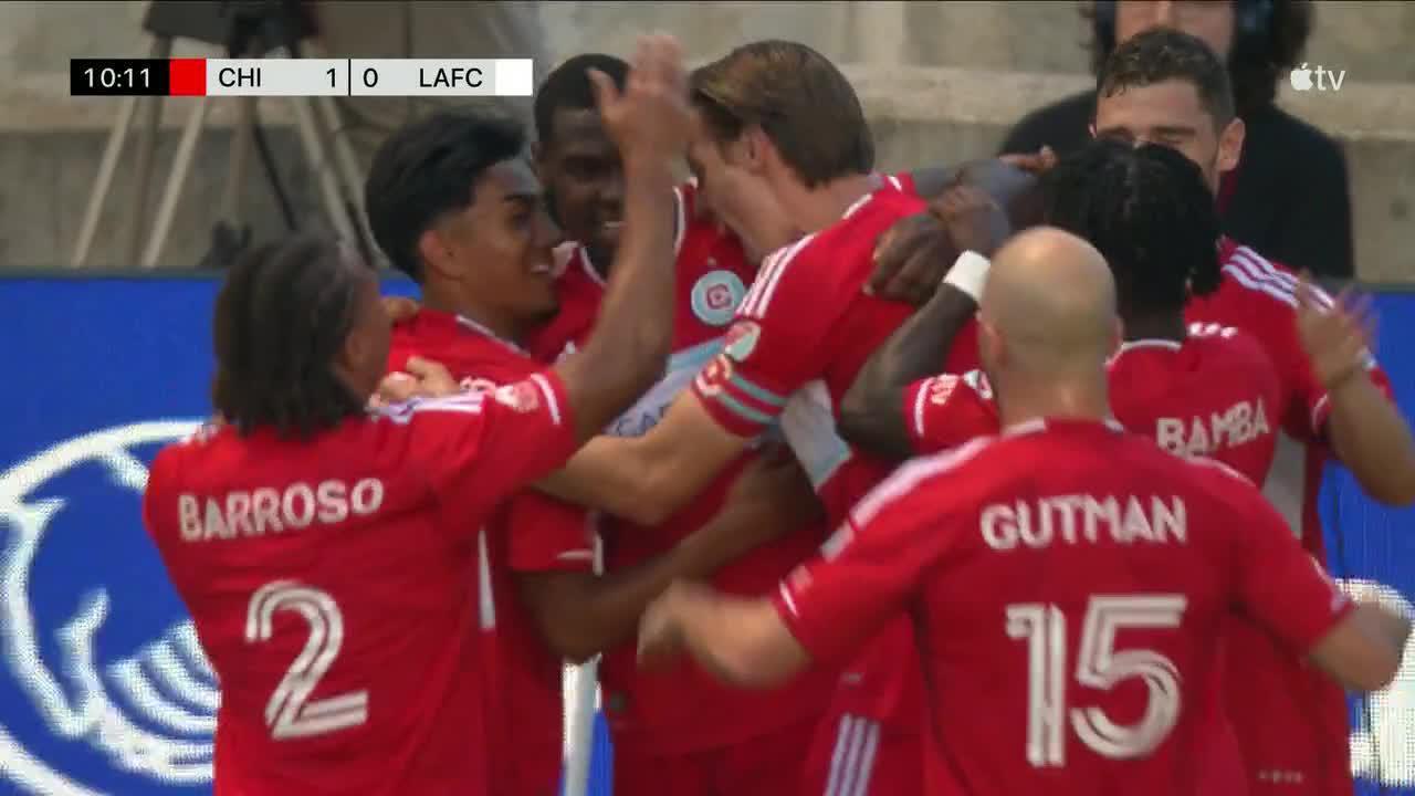 Carlos Terán scores in the 11'